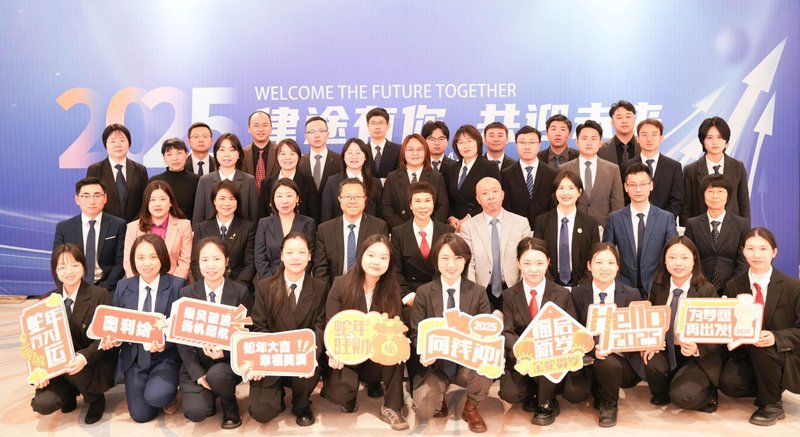瀛络律师团队合影